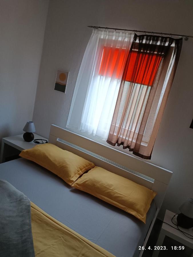 Villa Nana Kulen Vakuf Exteriör bild